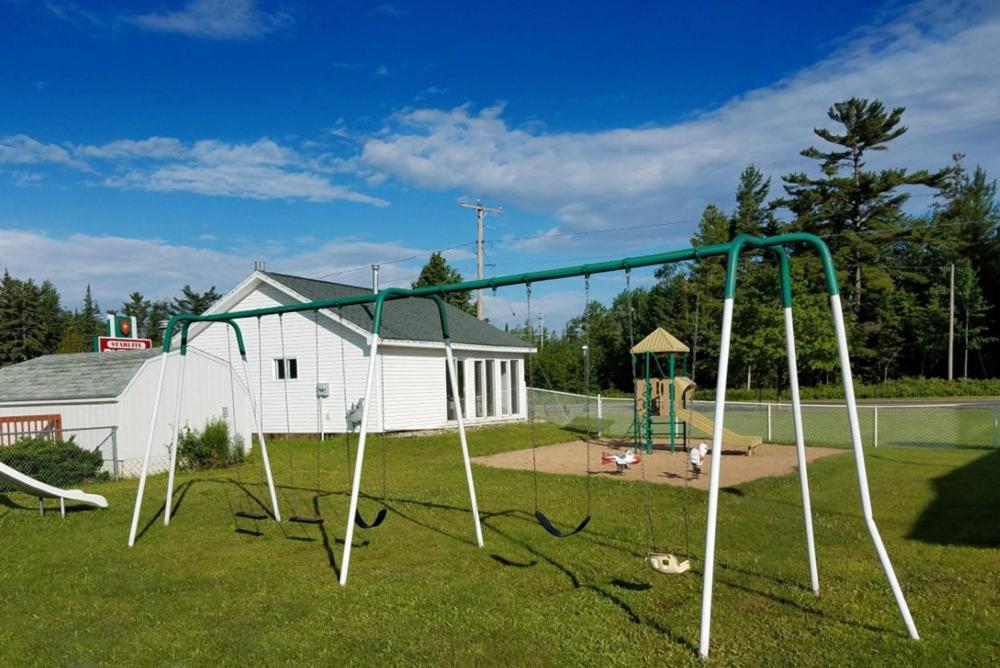 Mackinaw Budget Inn Mackinaw City Exterior photo